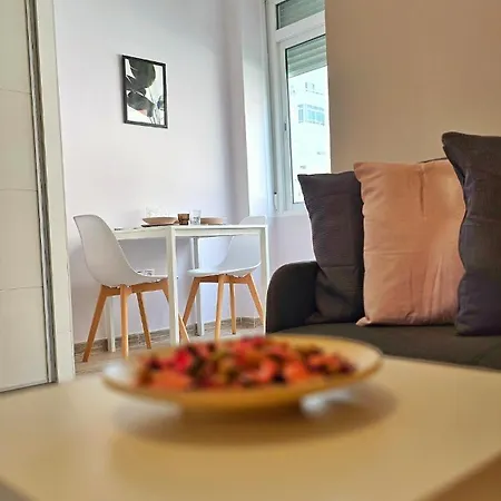 Apartmán Acogedor Estudio En El Centro De Torremolinos